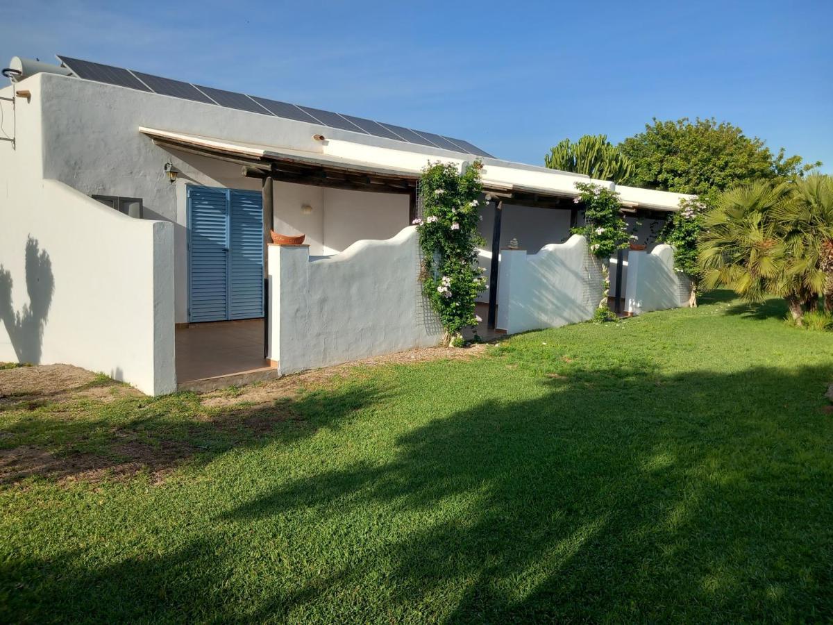 Apartamentos Cala Isabel サオラ エクステリア 写真